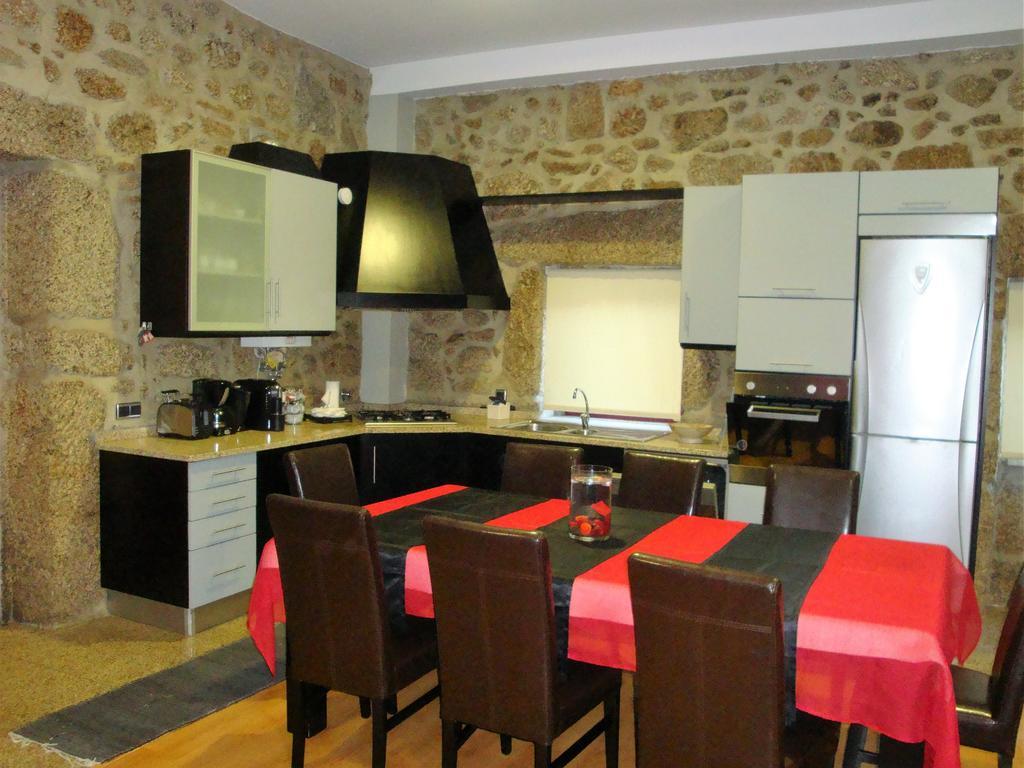 Villa Casa Da Ficheira Geres Esterno foto